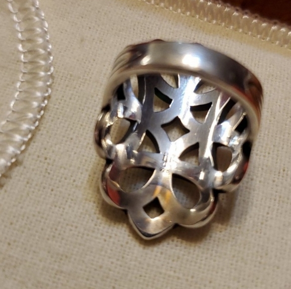 James Avery Ring - Picture 3 of 7